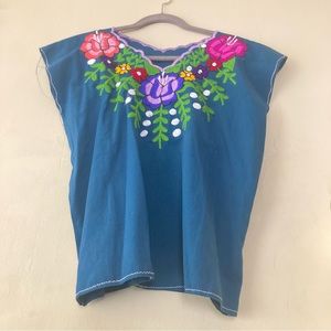 Custom from Mexico 🌺 Size M📏  Color Blue & Multicolor 🌺🔷✨